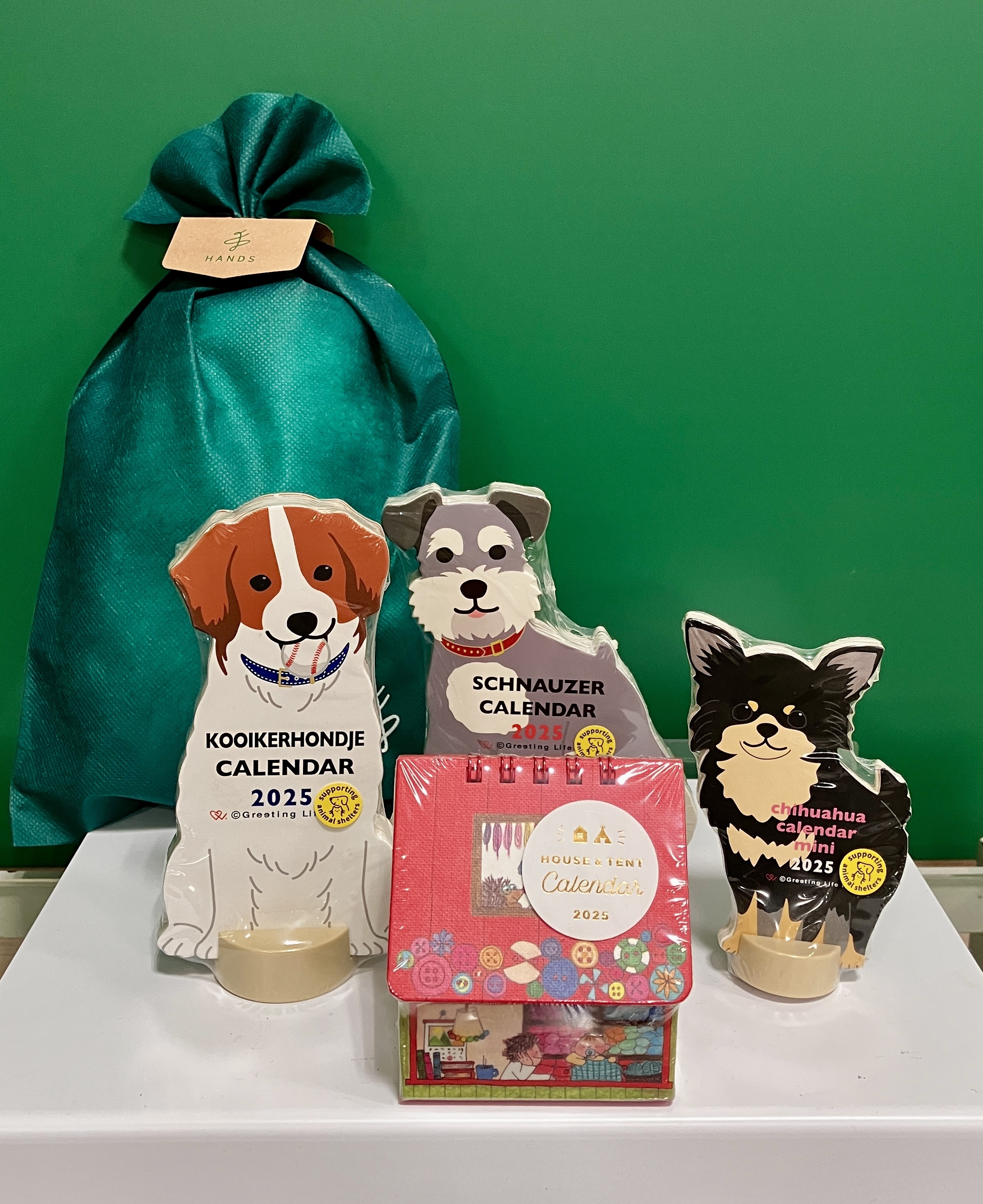 博多店】2025年 ギフトにおすすめカレンダー紹介 - 店舗のイチオシ